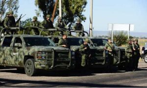 Ejército y Guardia Nacional cercan un negocio de préstamos en la Colonia Justicia Social en Durango