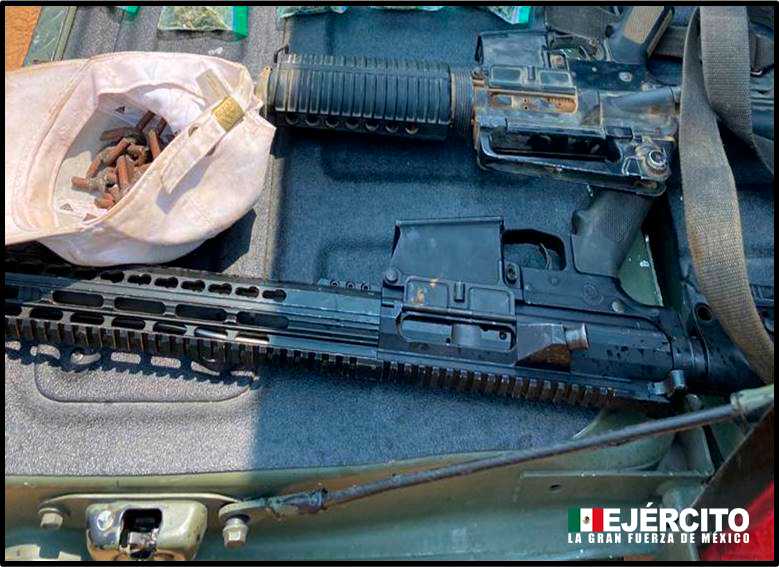 fueron atacados con armas de fuego de un grupo armado no identificado 1