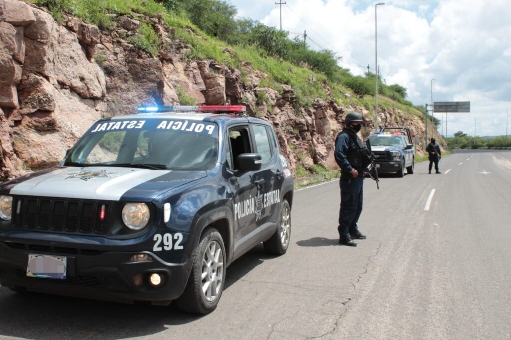Policías frustran extorsión por falso secuestro en Tepehuanes, Durango