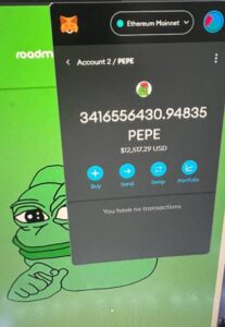 $PEPE, la moneda meme que se disparó a casi mil millones de dólares de valoración