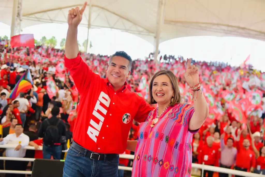 @xochitlgalvez
 responsable de la construcción del Frente Amplio por México, una mujer entusiasta, comprometida y trabajadora.