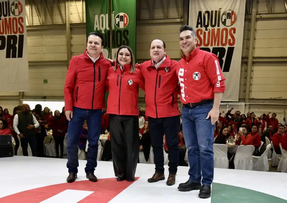 Alejandro Moreno, presidente nacional del PRI, tomó protesta a Ernesto Alanís Herrera como nuevo dirigente estatal del partido en Durango.