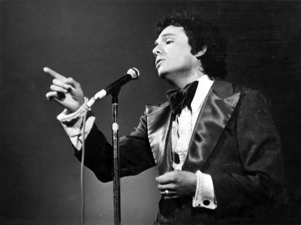 Asombroso - Anel Noreña lanza canción inédita de José José a 5 años de su muerte