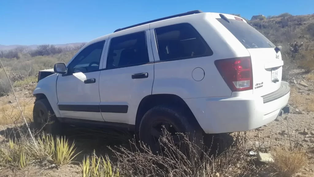 Accidente vehicular en Nazas, Durango, deja a dos niños heridos