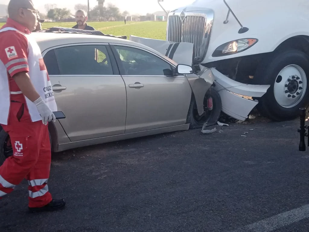 Fatal choque en la carretera libre a Gómez Palacio: un joven pierde la vida