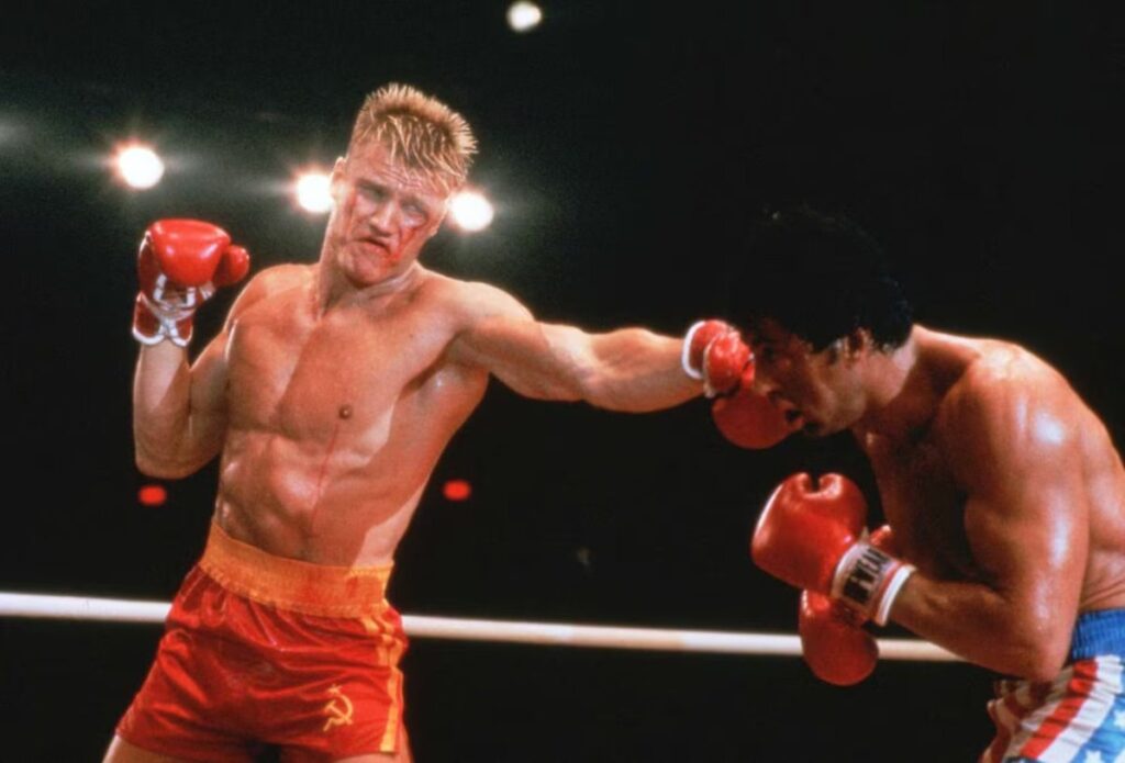 ¡Dolph Lundgren a punto de noquear a Stallone! Tensión brutal en Los Indestructibles