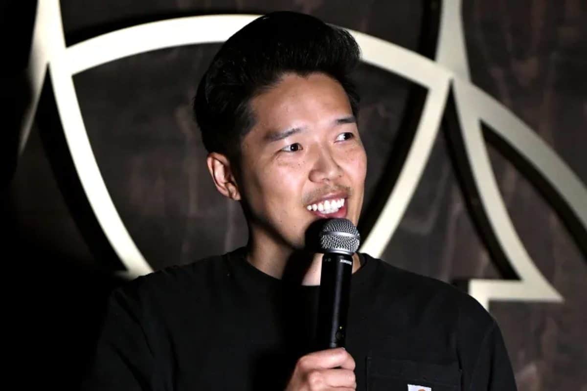 Muere el comediante Alex Duong a los 36 años tras lucha contra cáncer agresivo