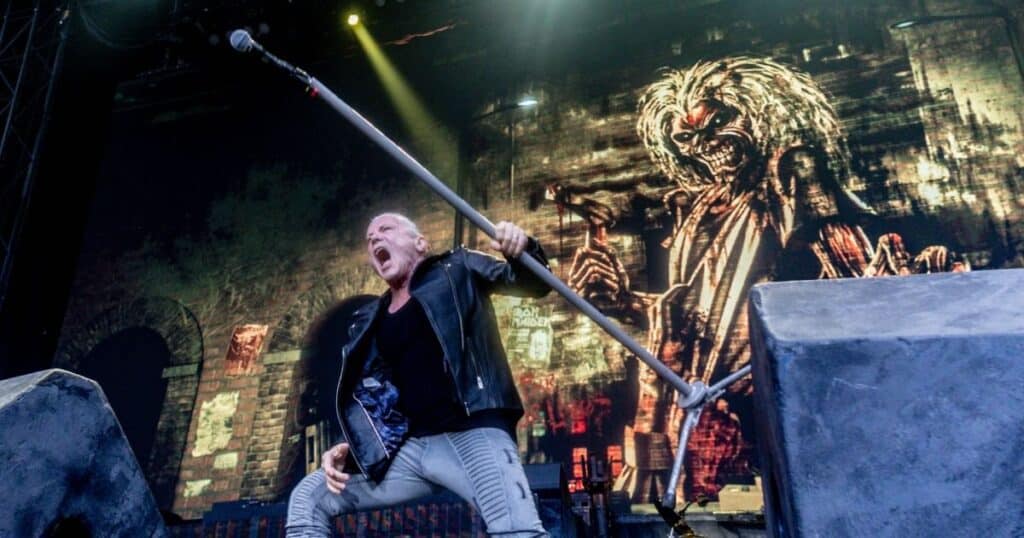El empresario Rod Smallwood confirmó que Iron Maiden no asistirá a la ceremonia del Salón de la Fama del Rock and Roll. La banda tiene conciertos en Australia en el mismo fin de semana