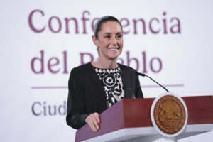 Sheinbaum dice no tener información sobre las investigaciones contra el gobernador de Durango