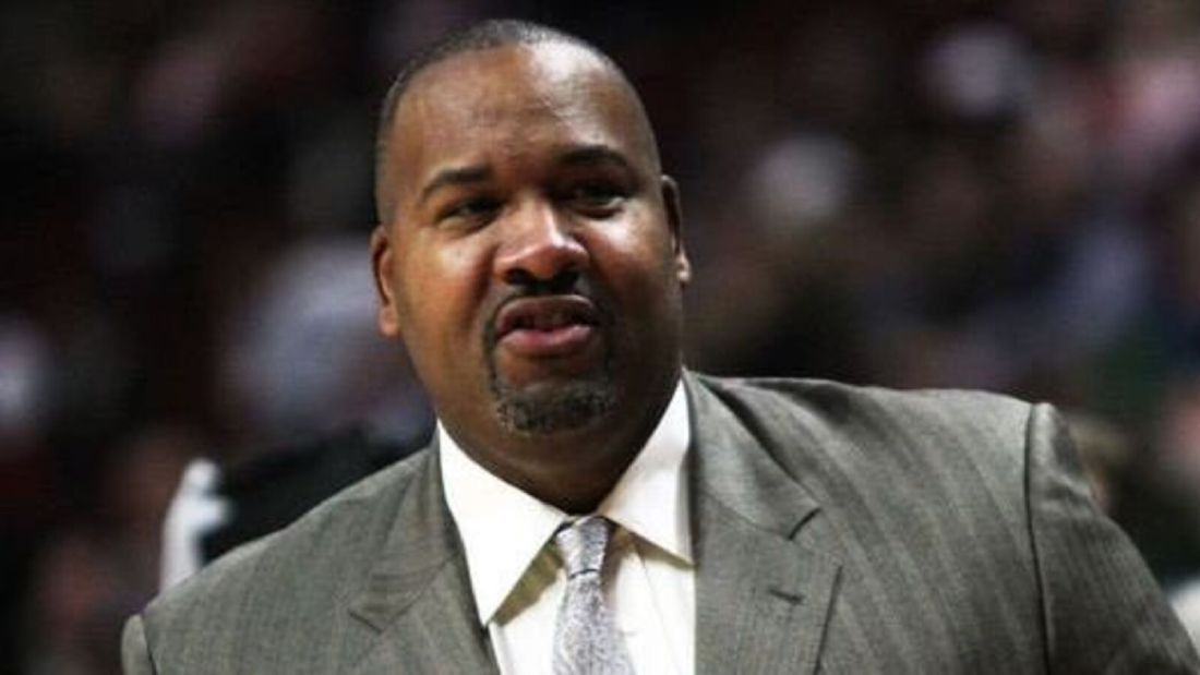 Stacey King durante su etapa con los Chicago Bulls