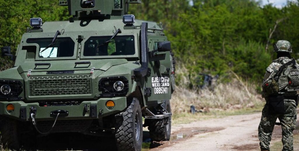 Ejército mantiene sitiada una hacienda en Durango; esperan orden judicial para ingresar al inmueble 1 Ejército mantiene sitiada una hacienda en Durango; esperan orden judicial para ingresar al inmueble