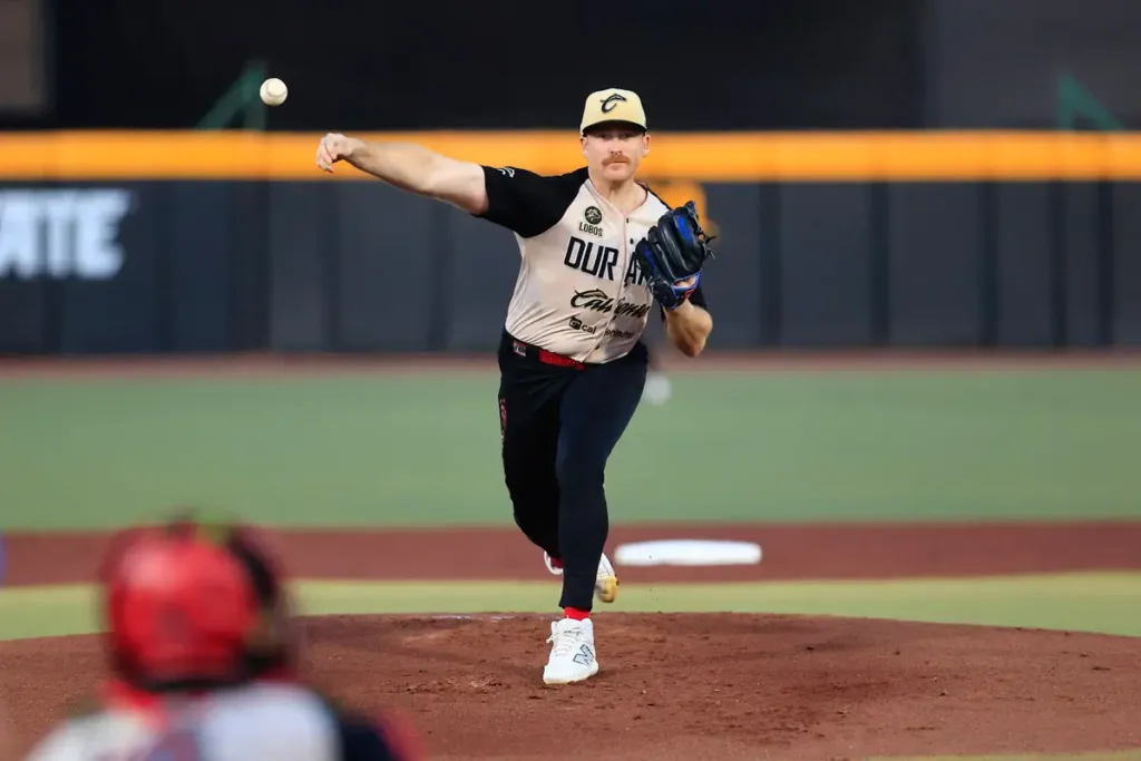 Toros de Tijuana dejó escapar la victoria en la décima; Caliente de Durango se impone 3 2 con jonrón de Elier Hernández