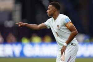 Afición del Real Madrid cuestiona a Mbappé pese al triunfo agónico ante Espanyol