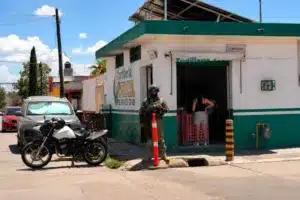 Operativo conjunto del Ejército y GN en Durango revisa negocios de maquinitas y vehículos