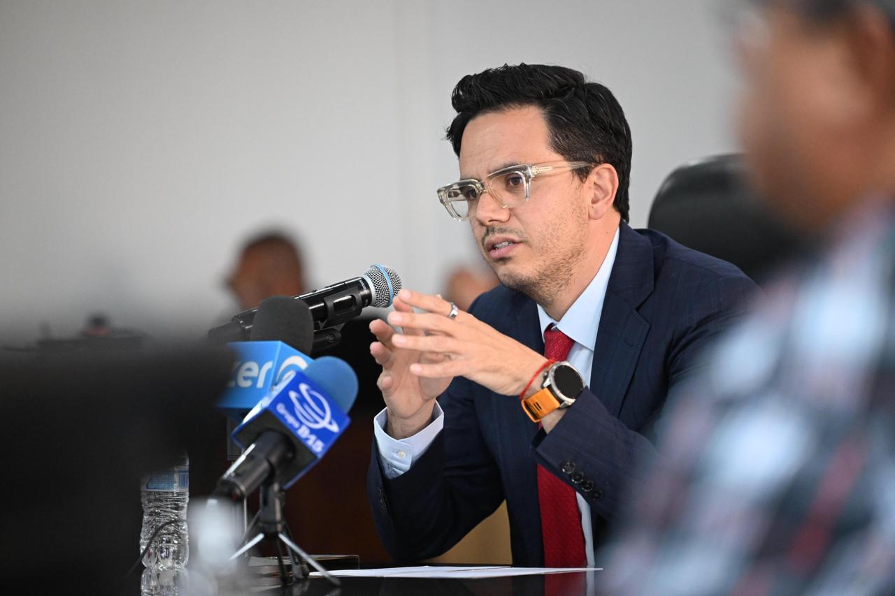 Rodrigo Reyes responde a Villegas: “Decir la realidad de lo que está sucediendo no es embarrar a nadie”