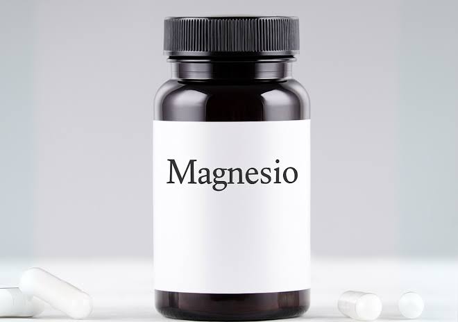 ¿El magnesio funciona mejor que la melatonina para dormir? 1 El magnesio funciona mejor que la melatonina para dormir