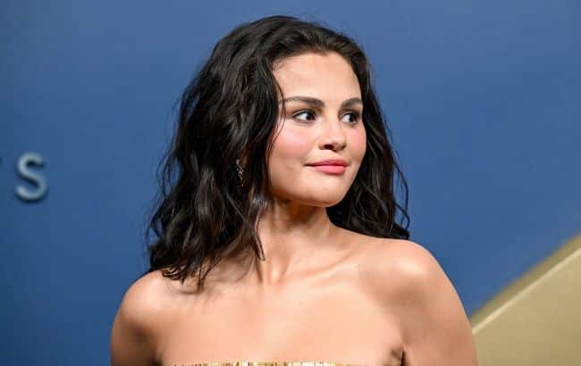 Selena Gomez revela su rutina de maquillaje diaria y su nueva relación con la belleza